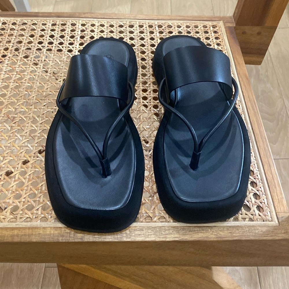 Massimo Dutti Black Sandals EU 39